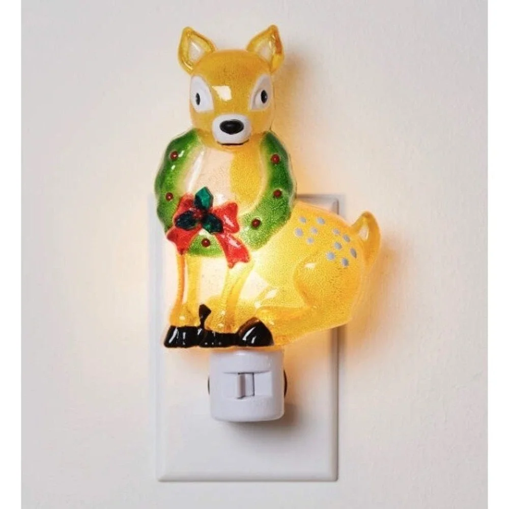 WinterWonderLane Reindeer Night Light w/‎ Light Bulb Xmas Wreath NEW